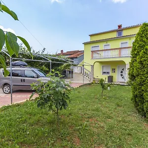 Vilic Pola